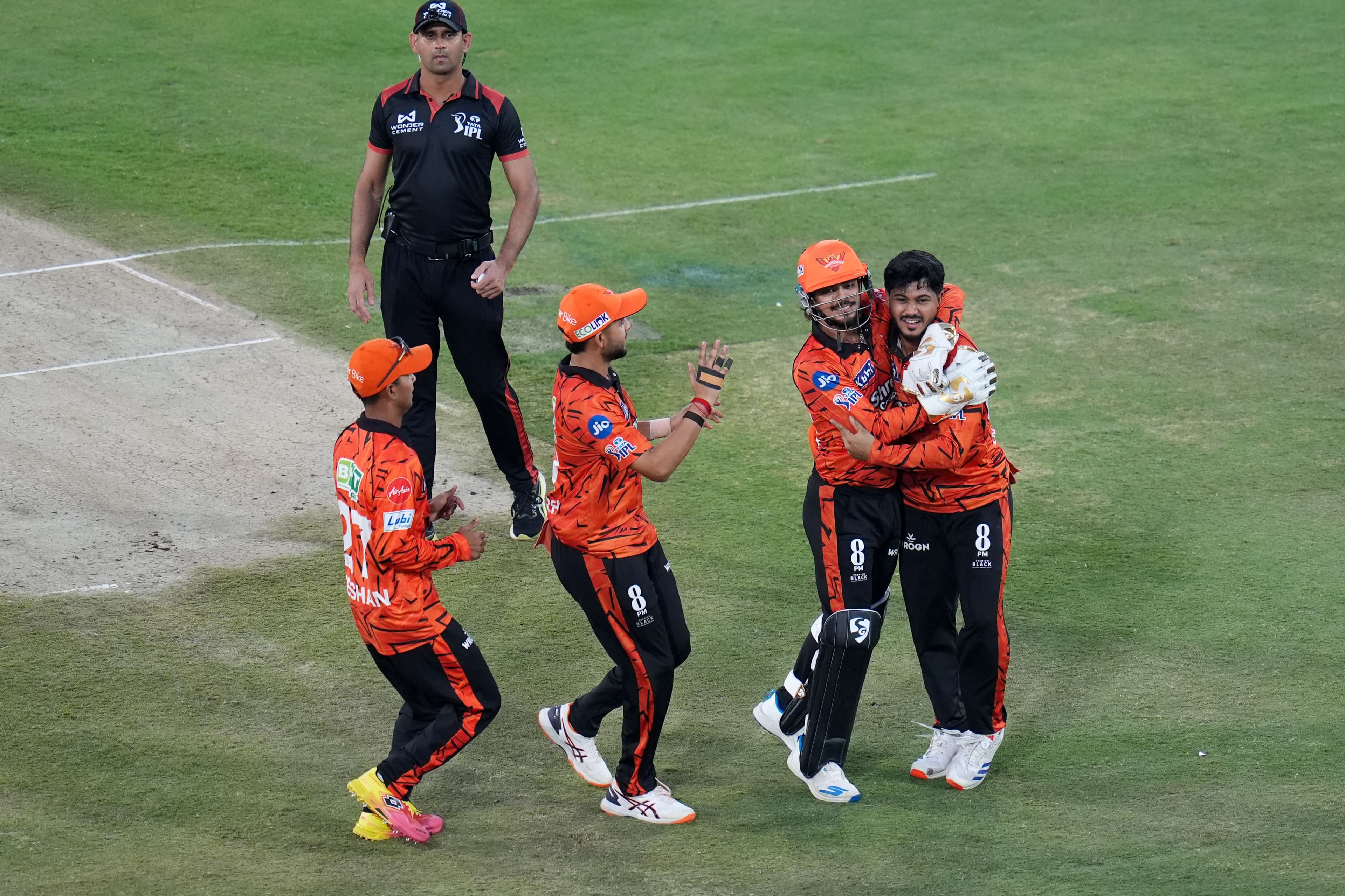 10th Match - SRH vs LSG