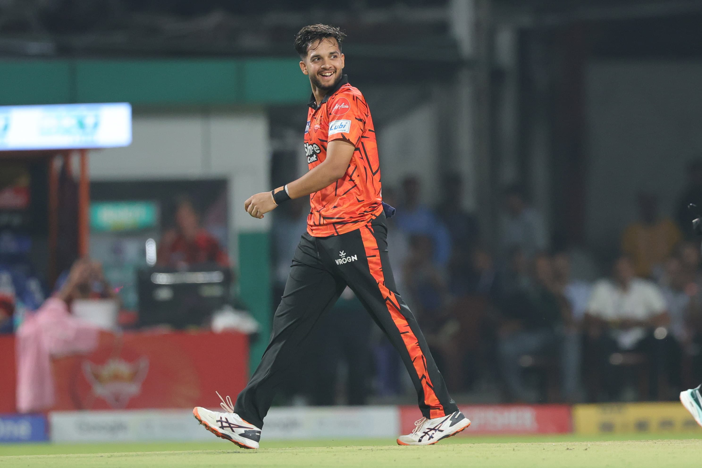 6th Match - KKR vs SRH